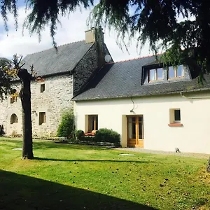 Frühstückspension Trevejean D'hotes De Charme, Guerlédan